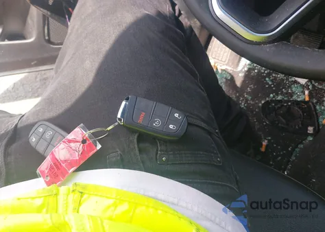 2024 Jeep Compass Limited 4X4 from USA, damaged, VIN 3C4NJDCN4RT126959